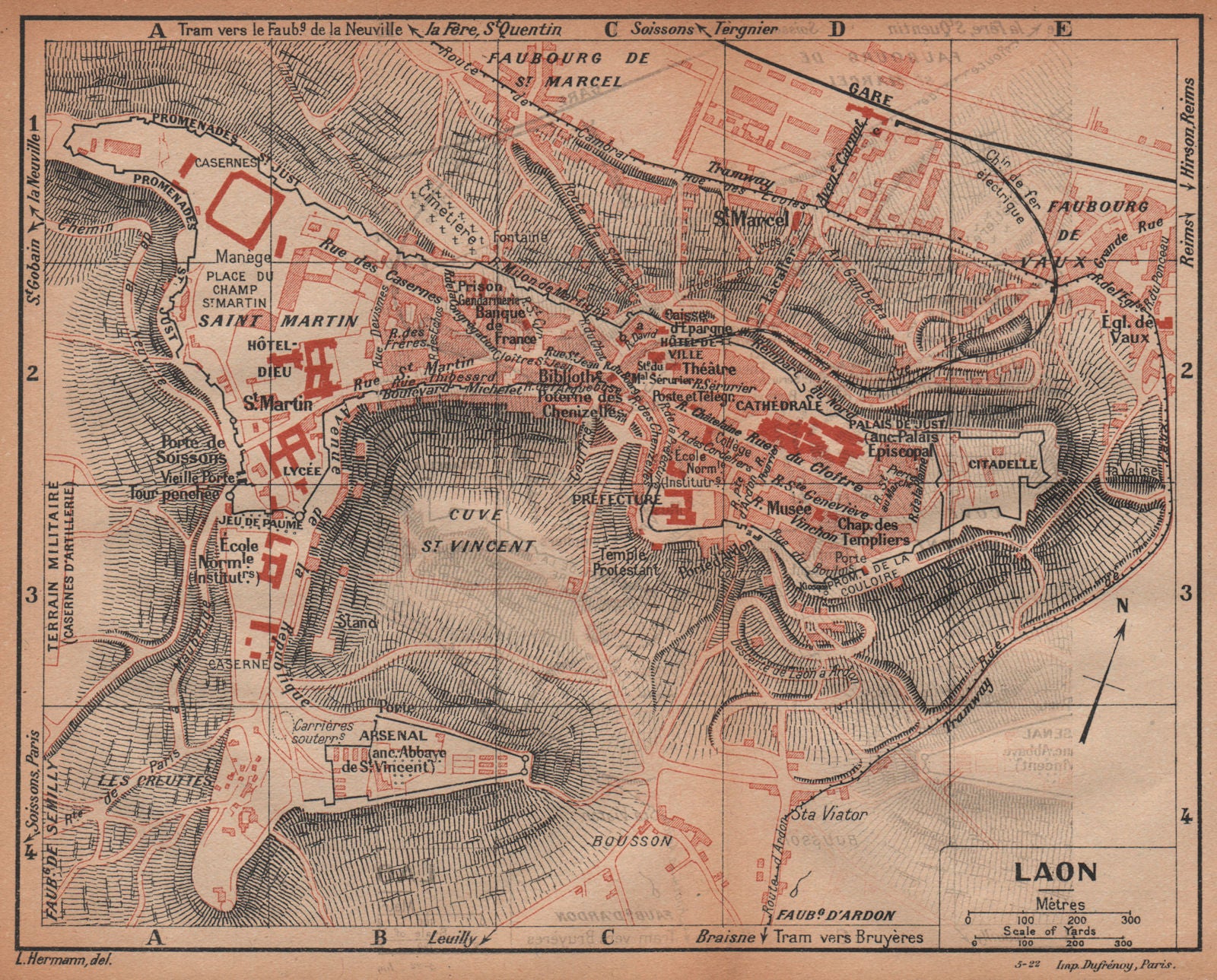 LAON. Vintage town city ville map plan carte. Aisne 1922 old antique chart